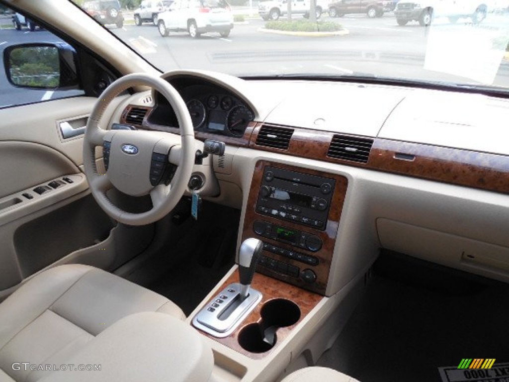 2006 Five Hundred SEL - Dark Blue Pearl Metallic / Pebble Beige photo #11