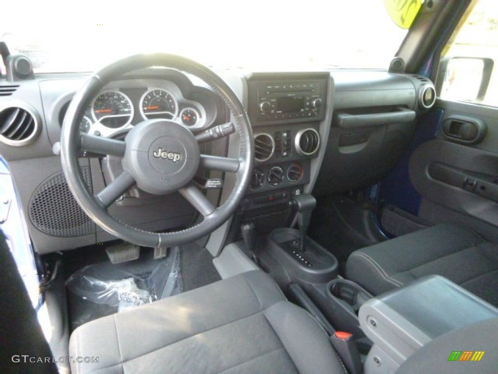 2010 Wrangler Unlimited Mountain Edition 4x4 - Surf Blue Pearl / Dark Slate Gray/Medium Slate Gray photo #13