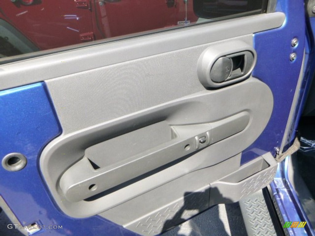 2010 Wrangler Unlimited Mountain Edition 4x4 - Surf Blue Pearl / Dark Slate Gray/Medium Slate Gray photo #15