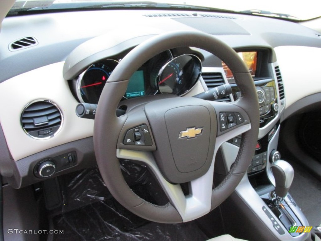 2014 Cruze LTZ - Black Granite Metallic / Jet Black/Brick photo #14