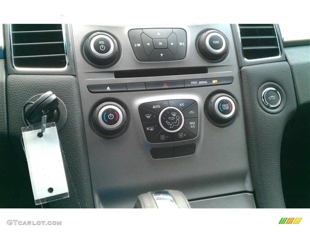 2015 Taurus SEL - Magnetic Metallic / Charcoal Black photo #26