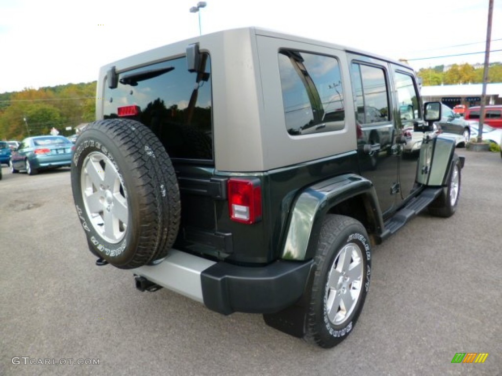 2010 Wrangler Unlimited Sahara 4x4 - Natural Green Pearl / Dark Khaki/Medium Khaki photo #7