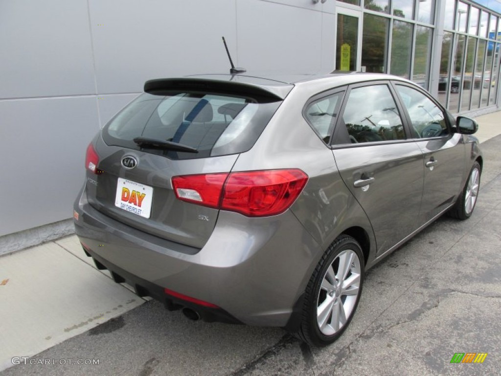 2013 Forte SX - Titanium / Black photo #4