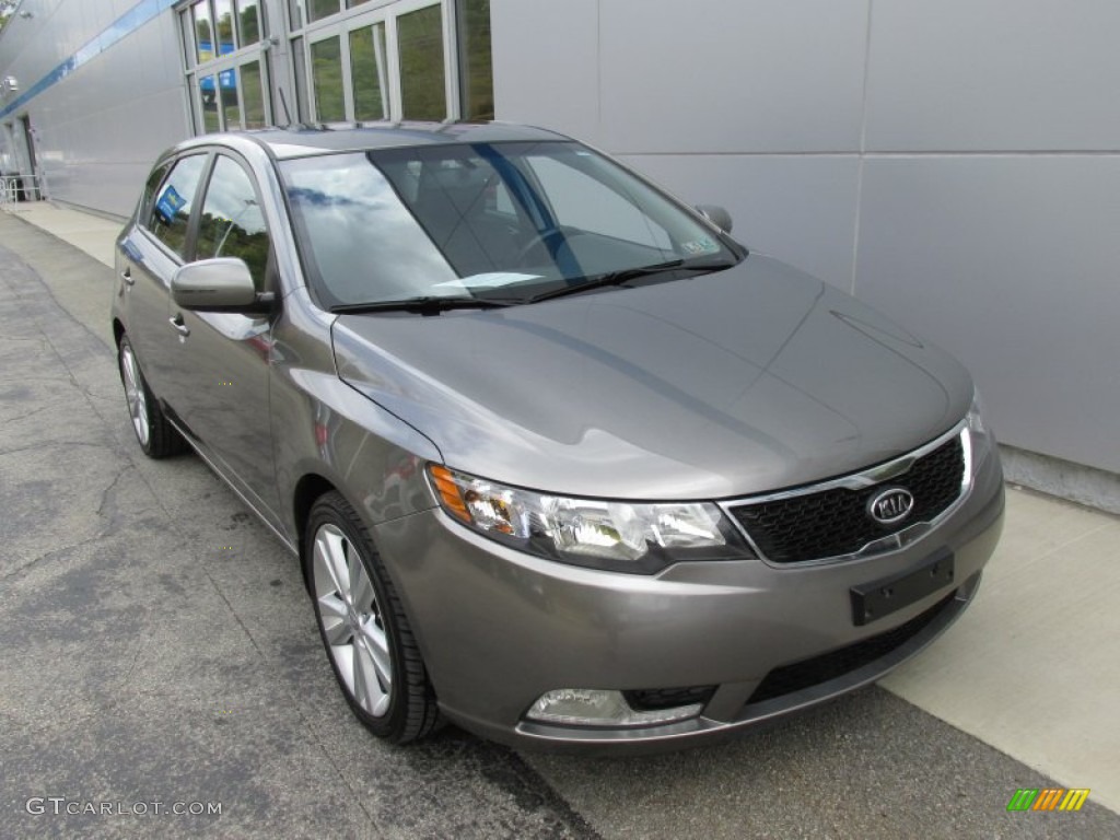 2013 Forte SX - Titanium / Black photo #13