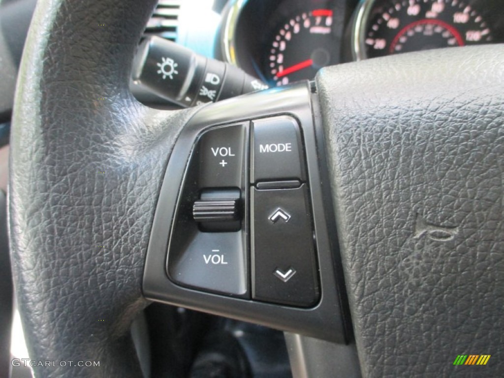 2011 Sorento LX V6 AWD - Ebony Black / Gray photo #21