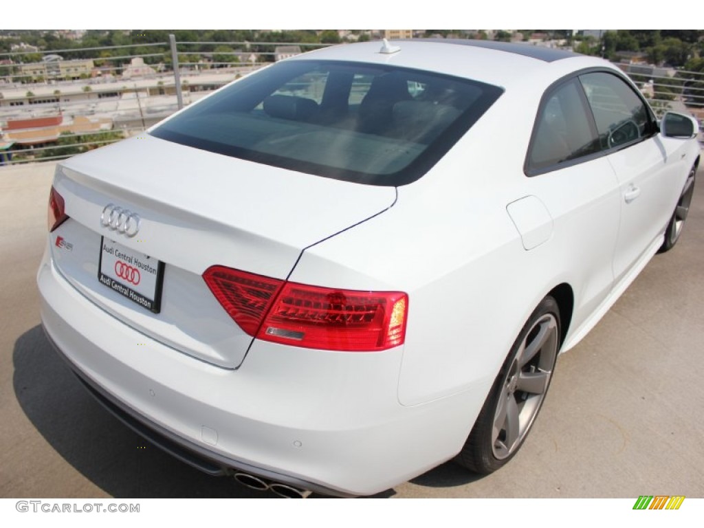 2014 S5 3.0T Premium Plus quattro Coupe - Ibis White / Black/Magma Red photo #8