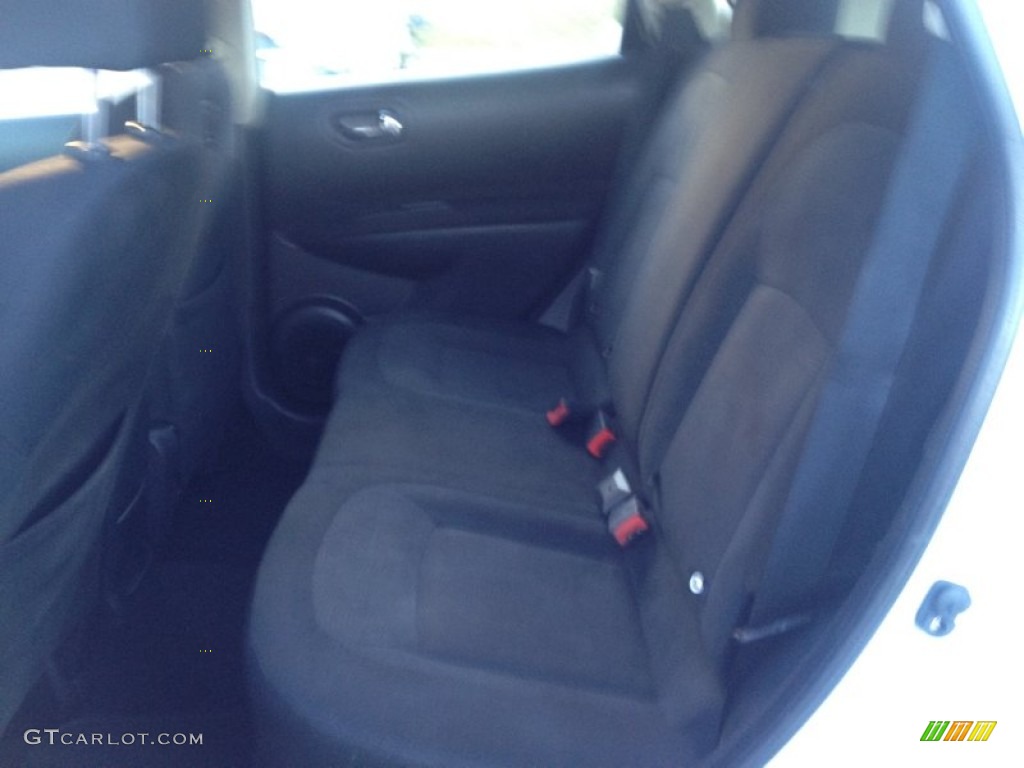 2011 Rogue S AWD - Pearl White / Black photo #21