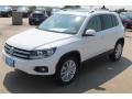 Pure White - Tiguan SE Photo No. 3