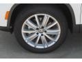 Pure White - Tiguan SE Photo No. 4