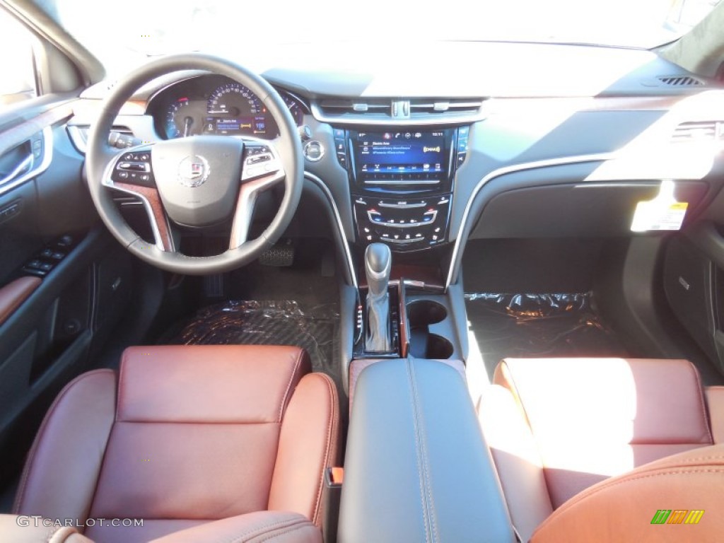 2015 Cadillac XTS Luxury Sedan Kona Brown/Jet Black Dashboard Photo #97534269