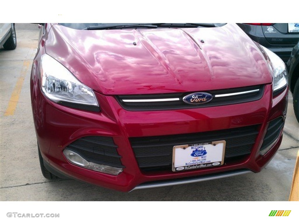 2014 Escape SE 1.6L EcoBoost - Ruby Red / Charcoal Black photo #35