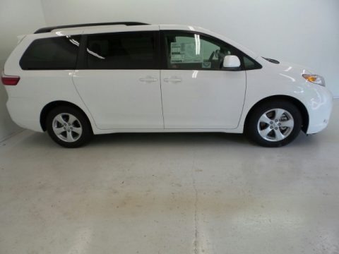 2015 Toyota Sienna LE Data, Info and Specs