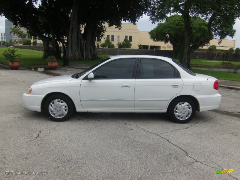 2002 Spectra LS Sedan - White / Gray photo #2