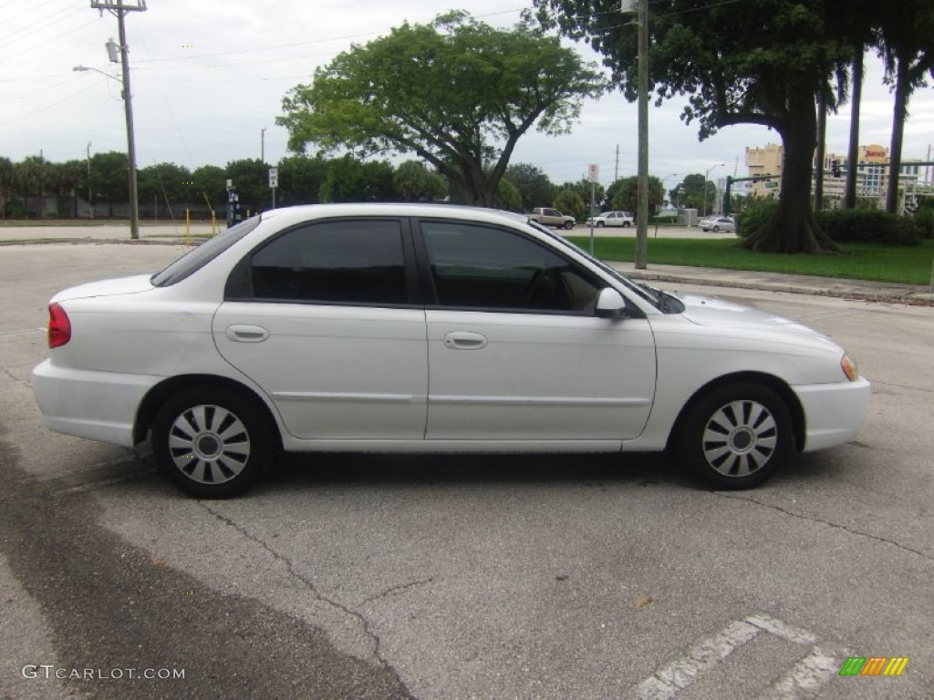 2002 Spectra LS Sedan - White / Gray photo #5