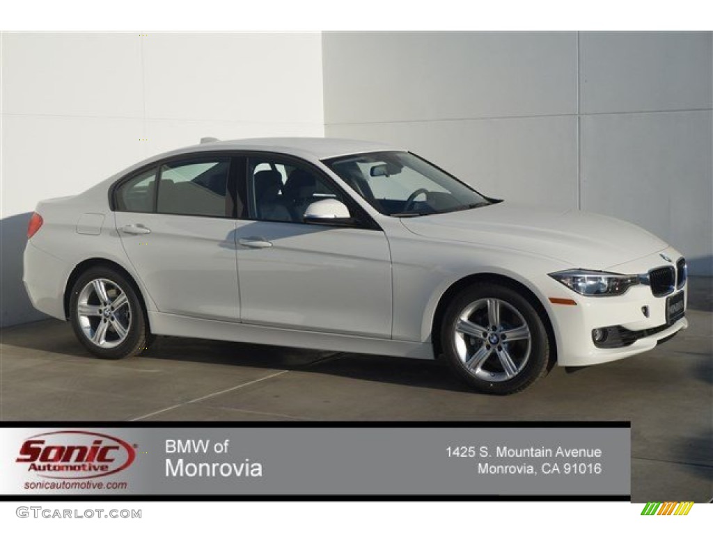 2015 3 Series 328i Sedan - Alpine White / Black photo #1