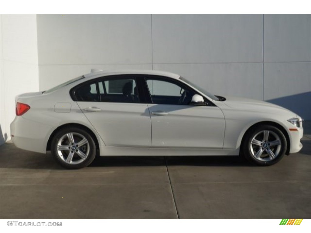 2015 3 Series 328i Sedan - Alpine White / Black photo #2