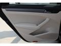 Black - Passat SE Sedan Photo No. 21