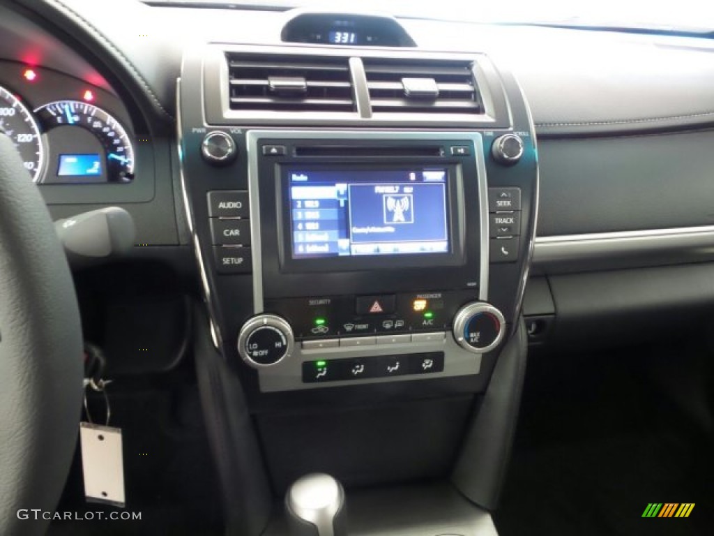 2014 Camry SE - Attitude Black Metallic / Black/Ash photo #16