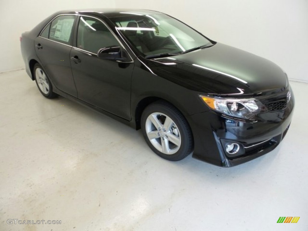 2014 Camry SE - Attitude Black Metallic / Black/Ash photo #2