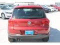 Wild Cherry Metallic - Tiguan SE Photo No. 7