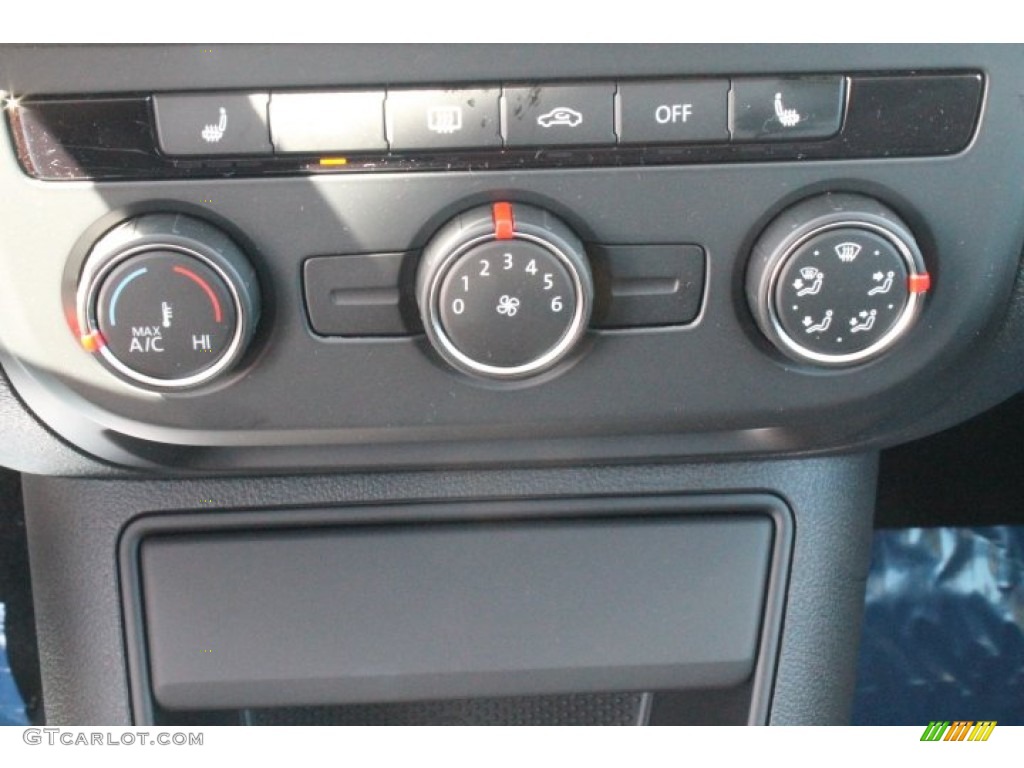 2015 Volkswagen Tiguan SE Controls Photo #97550414