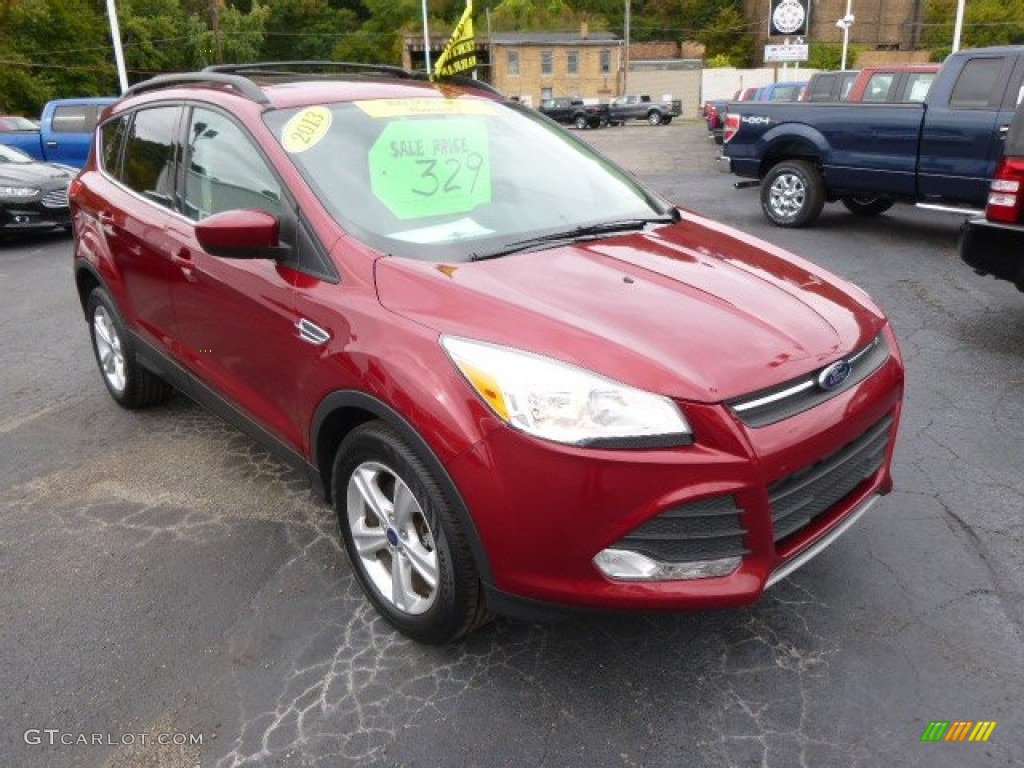 2013 Escape SE 2.0L EcoBoost 4WD - Ruby Red Metallic / Medium Light Stone photo #2