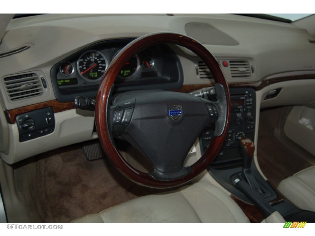 2006 S80 2.5T - Silver Metallic / Beige photo #13