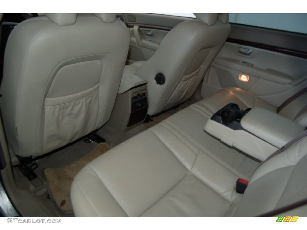 2006 S80 2.5T - Silver Metallic / Beige photo #25