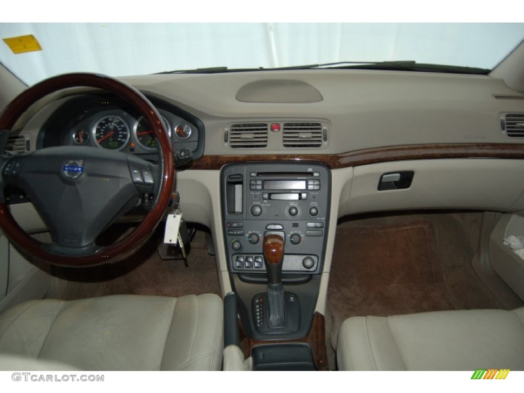 2006 S80 2.5T - Silver Metallic / Beige photo #28