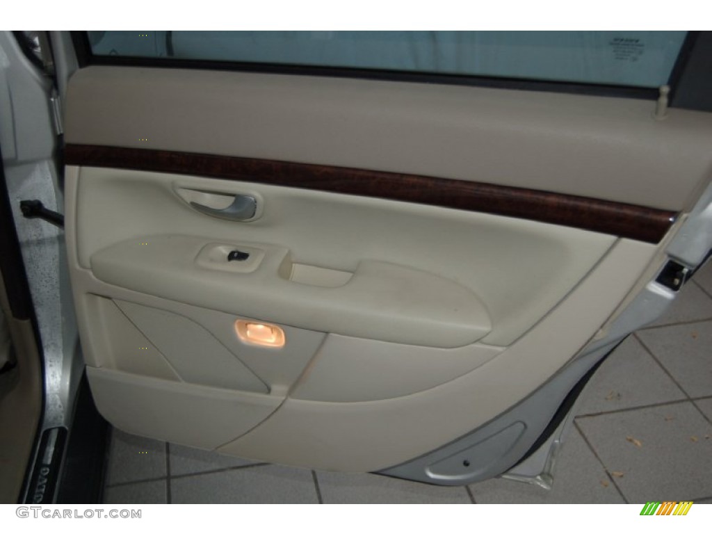 2006 S80 2.5T - Silver Metallic / Beige photo #31