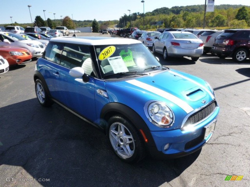 2007 Cooper S Hardtop - Laser Blue Metallic / Carbon Black/Carbon Black photo #3