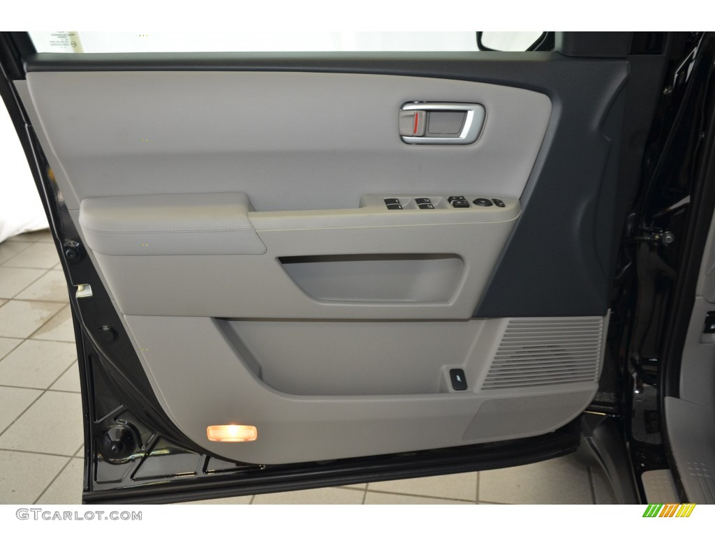 2015 Honda Pilot EX-L 4WD Gray Door Panel Photo #97565275