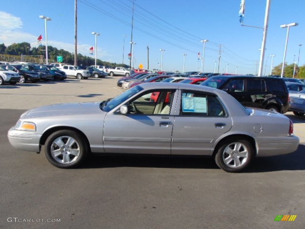 2011 Crown Victoria LX - Silver Birch Metallic / Medium Light Stone photo #6
