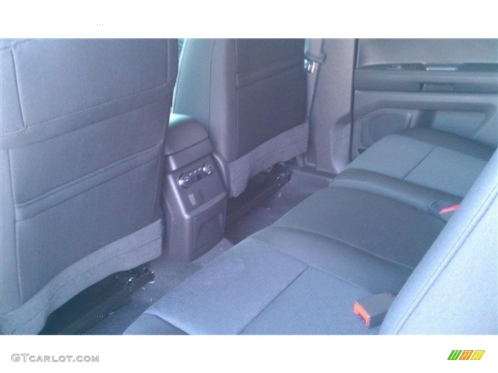 2015 Explorer XLT - Oxford White / Charcoal Black photo #45