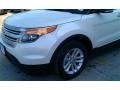 2015 White Platinum Ford Explorer XLT  photo #2