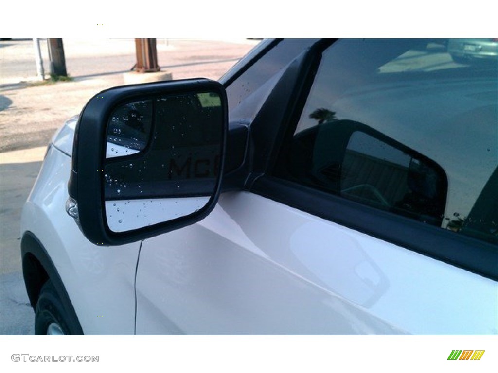 2015 Explorer XLT - White Platinum / Charcoal Black photo #22