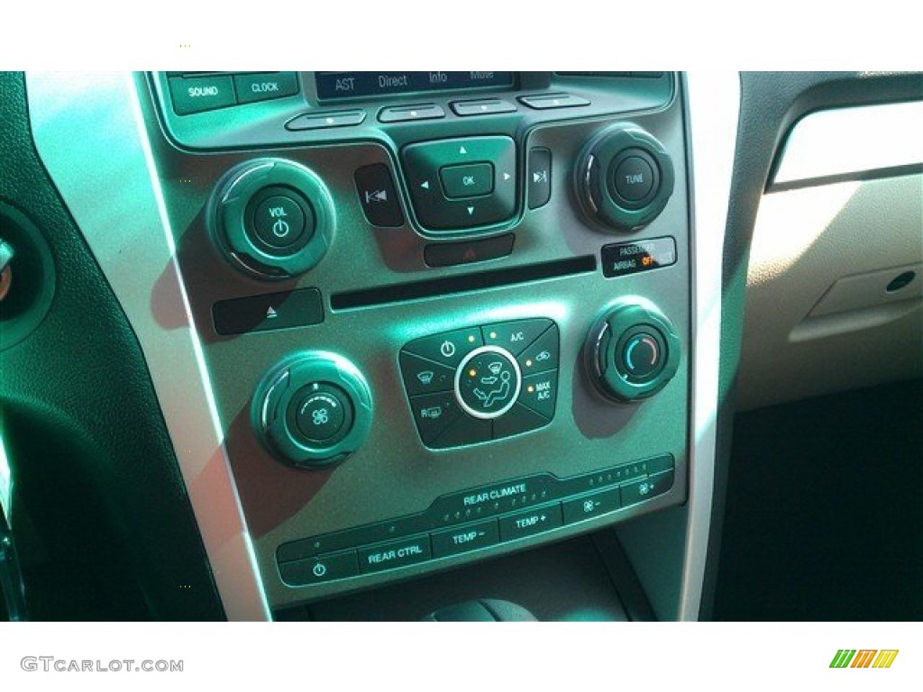 2015 Explorer FWD - Deep Impact Blue / Medium Light Stone photo #30