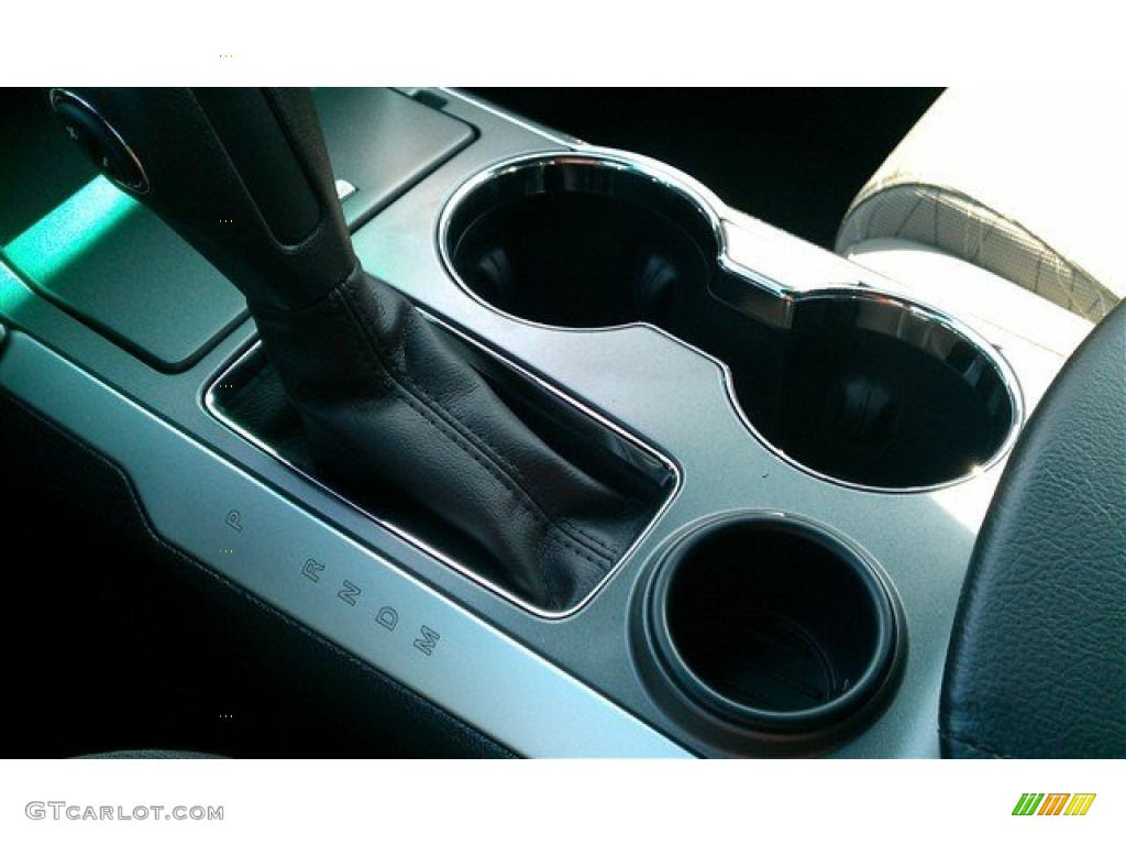 2015 Explorer FWD - Deep Impact Blue / Medium Light Stone photo #32