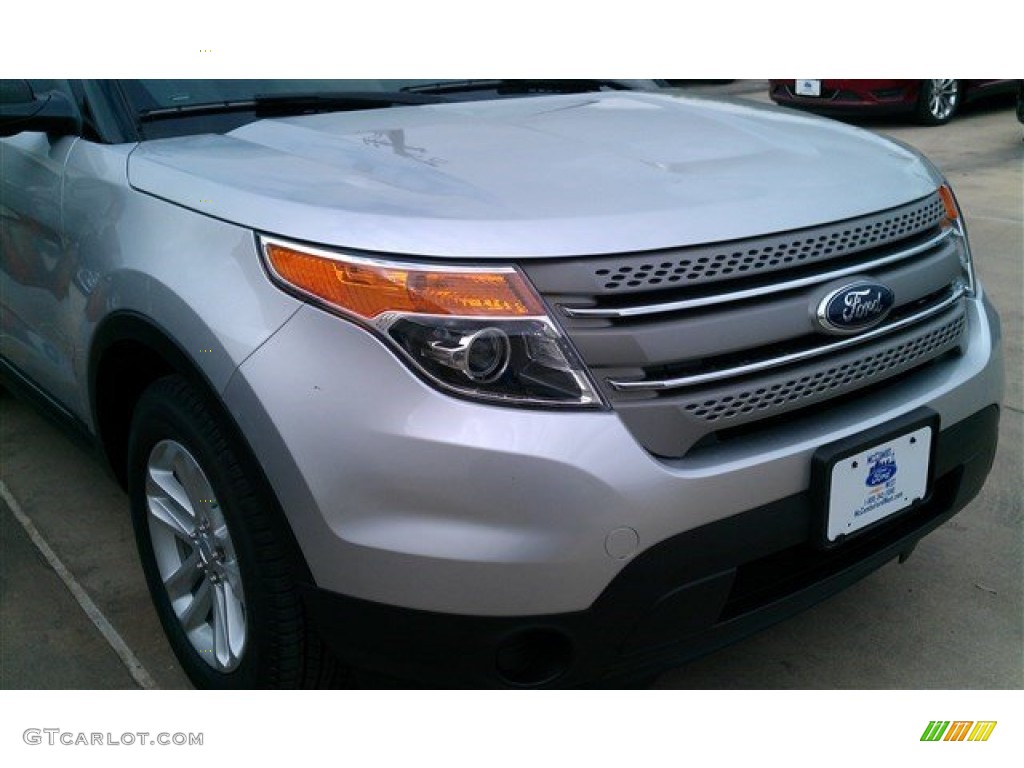 2015 Explorer FWD - Ingot Silver / Medium Light Stone photo #6