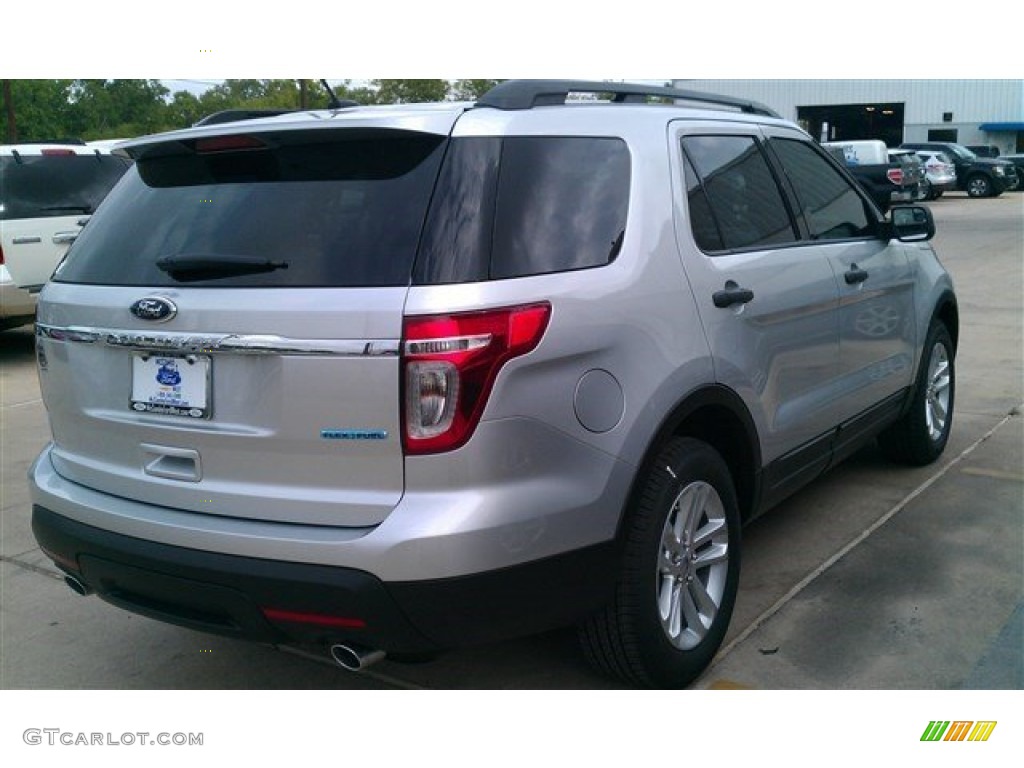 2015 Explorer FWD - Ingot Silver / Medium Light Stone photo #8