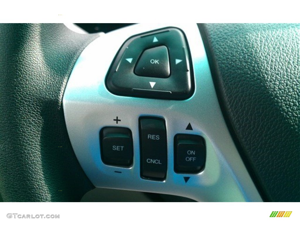 2015 Explorer FWD - Ingot Silver / Medium Light Stone photo #28