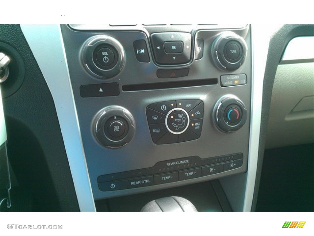 2015 Explorer FWD - Ingot Silver / Medium Light Stone photo #34
