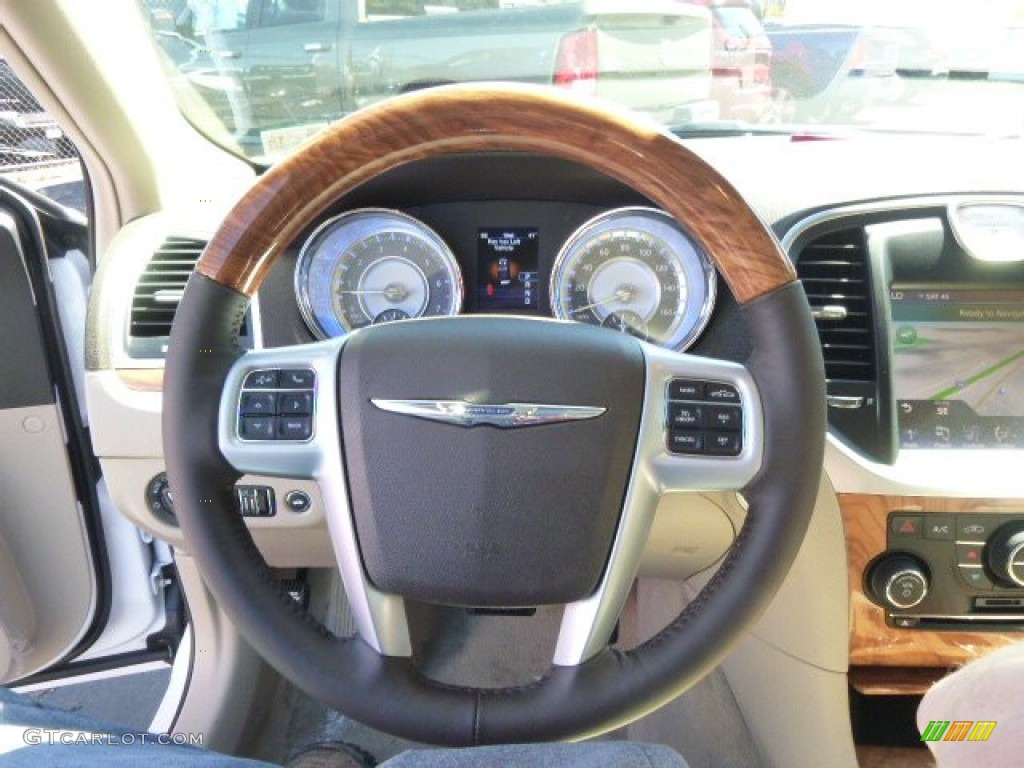 2014 Chrysler 300 C AWD Dark Frost Beige/Light Frost Beige Steering Wheel Photo #97581190