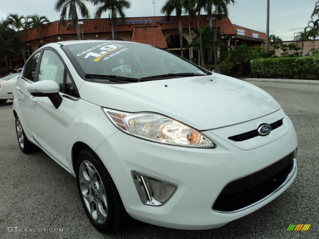 2013 Fiesta Titanium Hatchback - Oxford White / Arctic White Leather photo #2