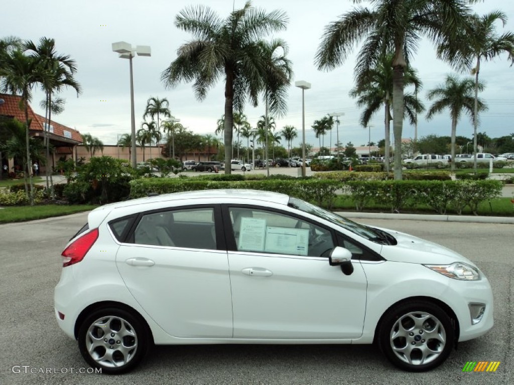 2013 Fiesta Titanium Hatchback - Oxford White / Arctic White Leather photo #5