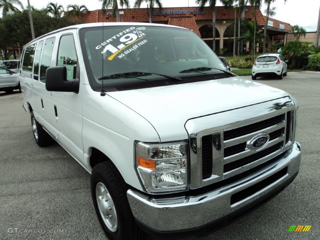 2014 E-Series Van E350 XLT Extended 15 Passenger Van - Oxford White / Medium Flint photo #2