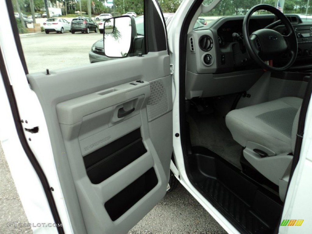 2014 E-Series Van E350 XLT Extended 15 Passenger Van - Oxford White / Medium Flint photo #18