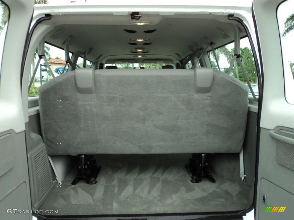 2014 Ford E-Series Van E350 XLT Passenger Van Trunk Photo #97587133