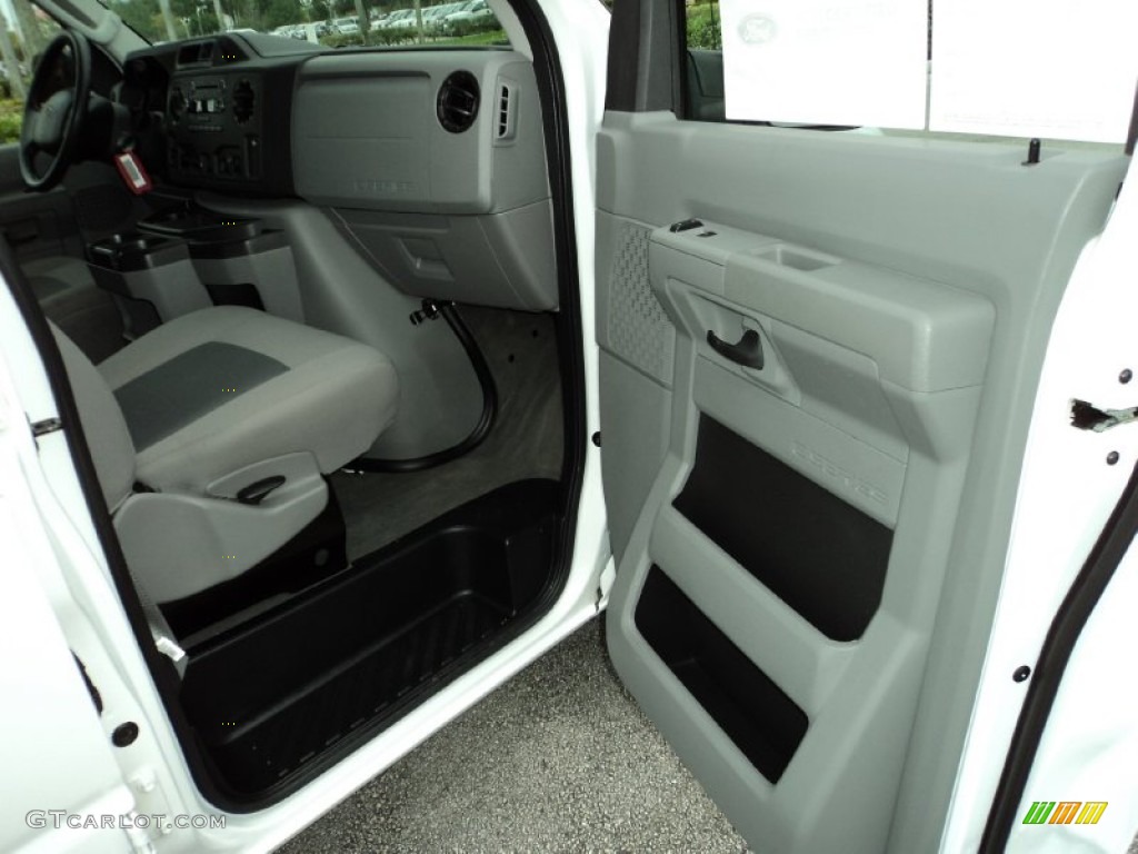 2014 E-Series Van E350 XLT Passenger Van - Oxford White / Medium Flint photo #20