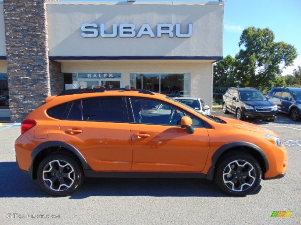 2014 XV Crosstrek 2.0i Premium - Tangerine Orange Pearl / Black photo #2